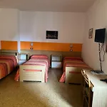 Hotel Garni Capinera